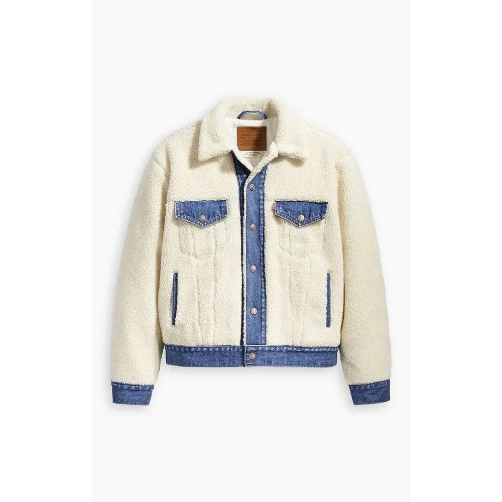 NWT Levis Off-White and Blue Sherpa Ex-Boyfriend Trucker Jacket size small
